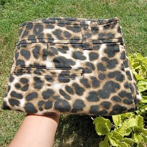 New York And Company | Soho Jeans | Leopard Print Womens Shorts Size 8